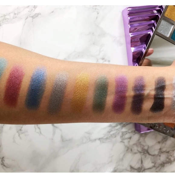 Urban Decay Heavy Metals Palette. - Picture 14 of 16